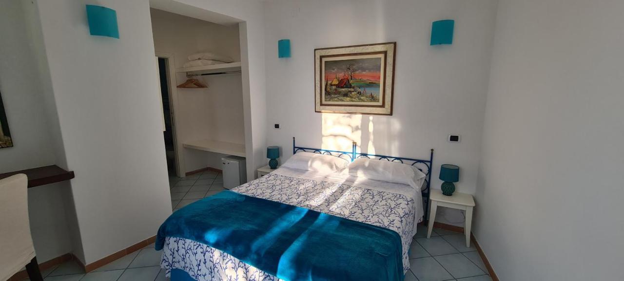 Guest House Villa Il Gabbiano Ponza Dış mekan fotoğraf