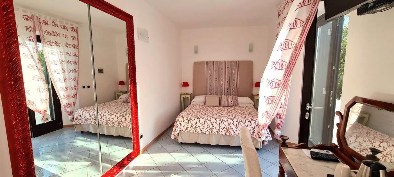 Guest House Villa Il Gabbiano Ponza Dış mekan fotoğraf