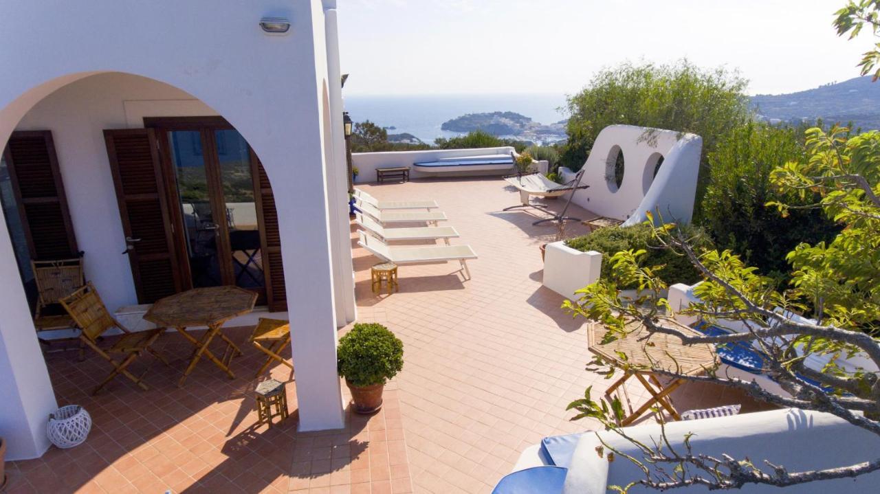 Guest House Villa Il Gabbiano Ponza Dış mekan fotoğraf