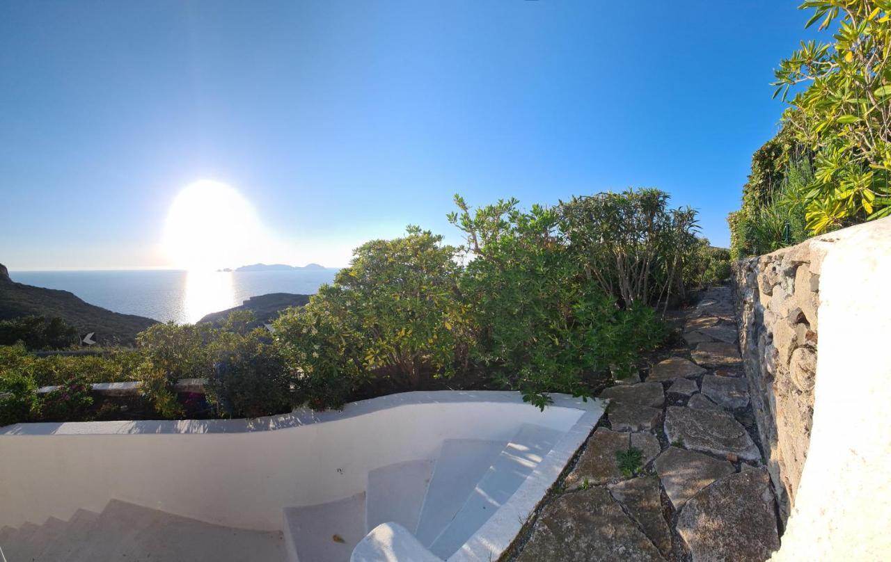 Guest House Villa Il Gabbiano Ponza Dış mekan fotoğraf