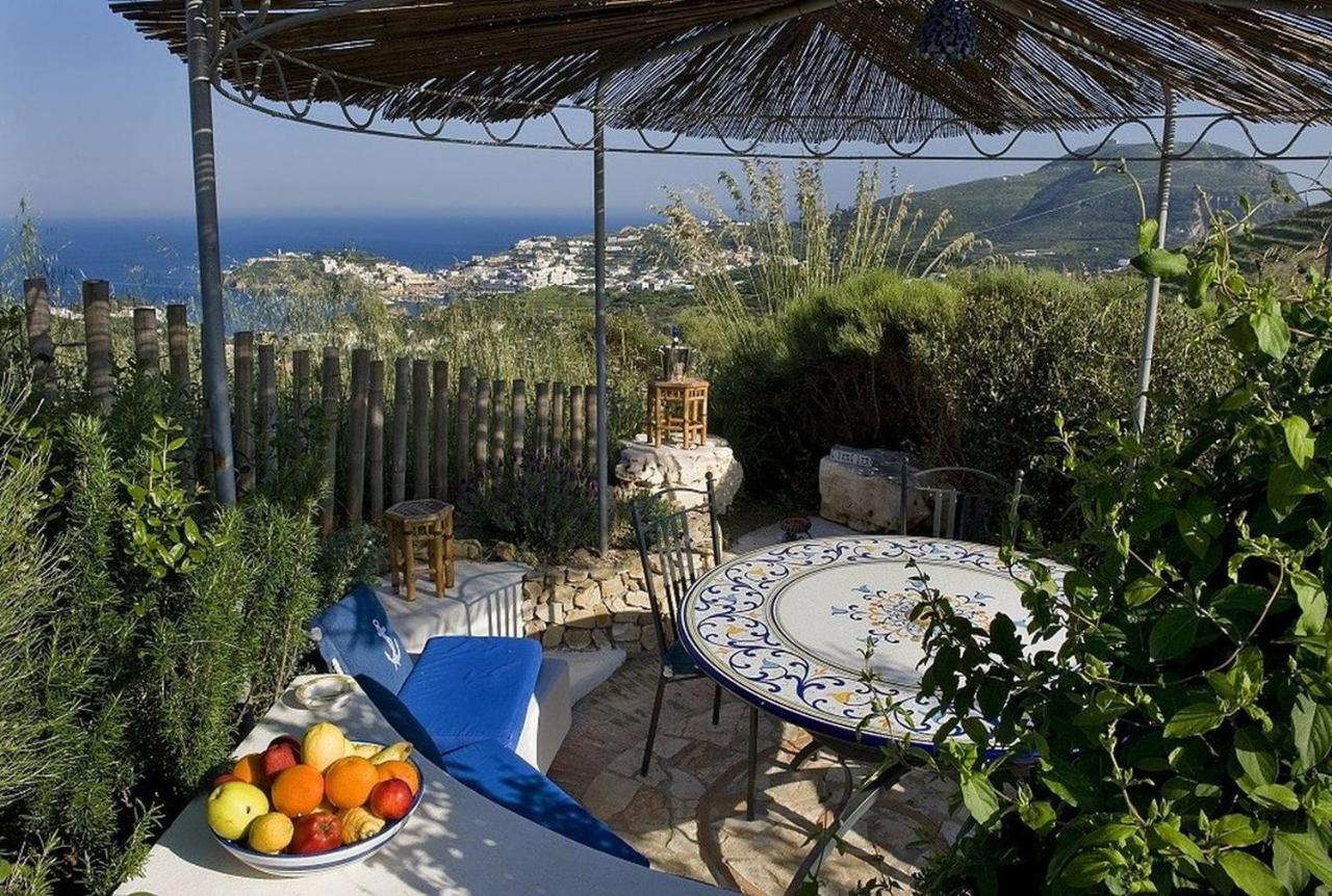 Guest House Villa Il Gabbiano Ponza Dış mekan fotoğraf